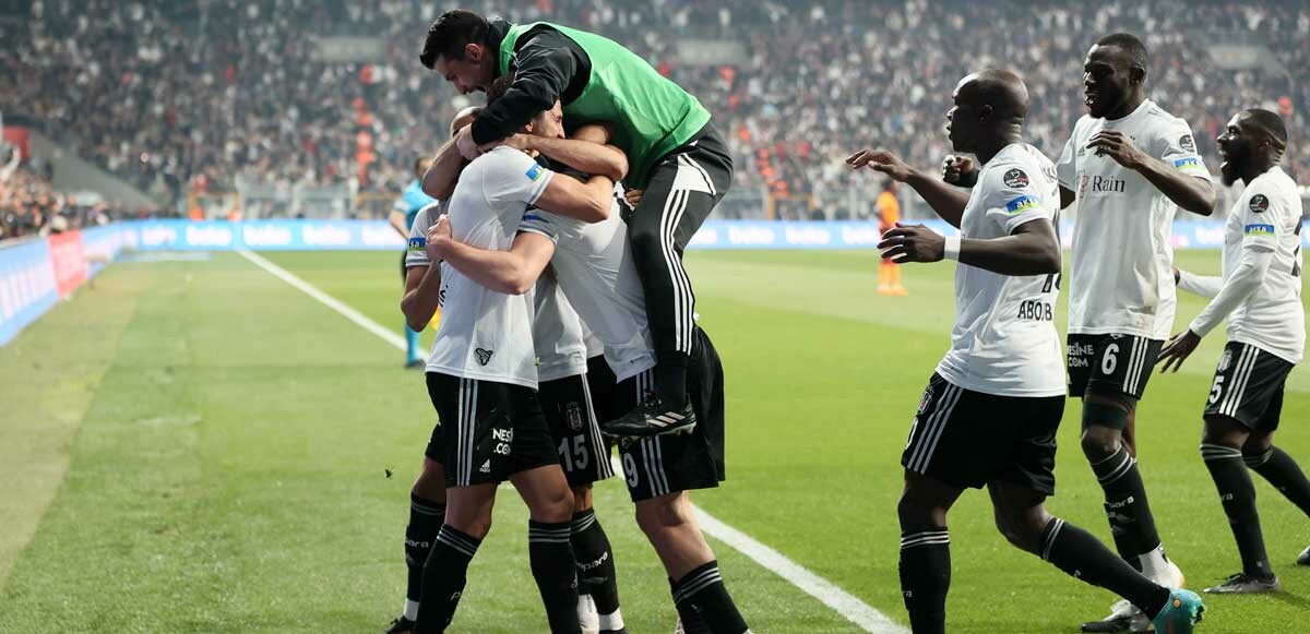 Hesaplar karıştı: Zirvenin yeni ortağı Kartal! Maç sonucu: Beşiktaş 3-1 Galatasaray