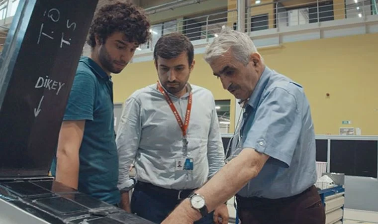 Kılıçdaroğlu'ndan 'Bayraktar' mesajı: Babalarıyla olan fotoğrafı paylaşmadım Kılıçdaroğlu'ndan 'Bayraktar' mesajı: Babalarıyla olan fotoğrafı paylaşmadım