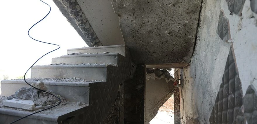 Son dakika! MİT operasyonunun detayları ortaya çıktı! Kureyşi'nin intihar yeleğini patlattığı belirlendi