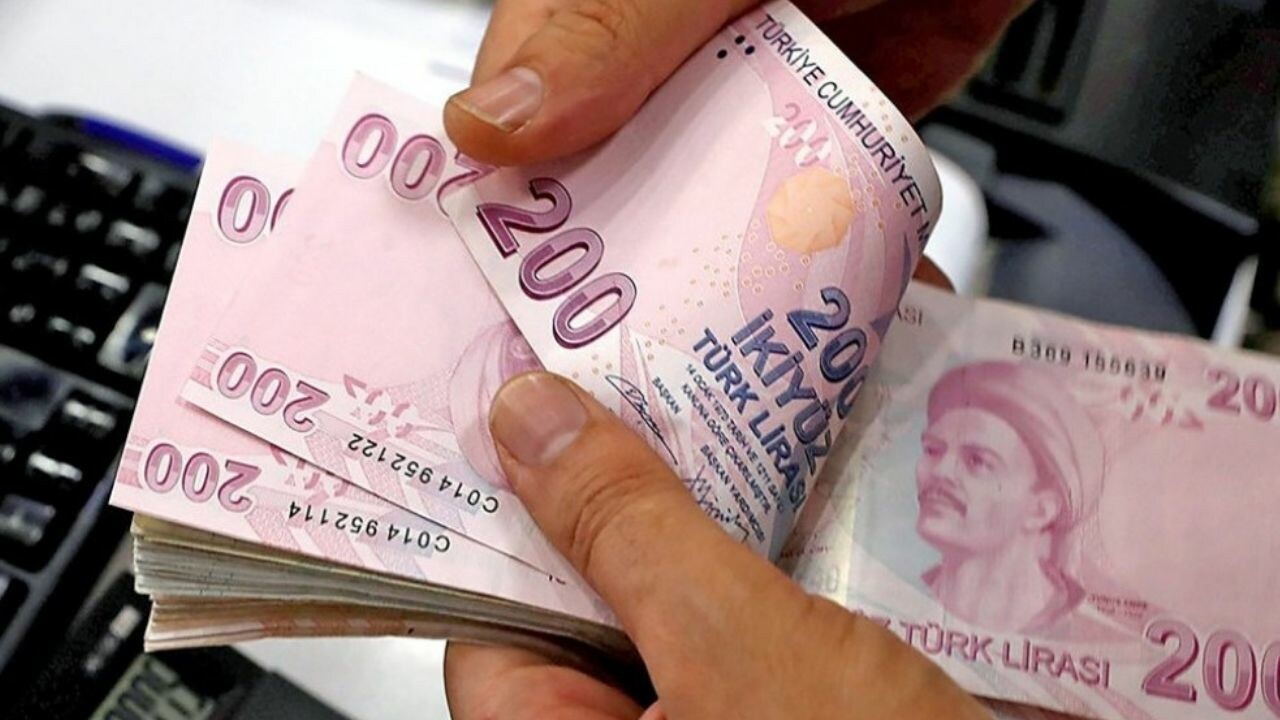 İş Bankası bu kişilere 70.000 TL ödemelere başladı! Nakit ihtiyacı olanlara özel faiz oranlarıyla anında ihtiyaç kredisi verilecek!