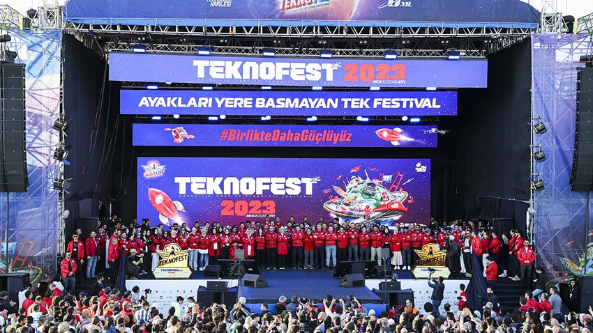 TEKNOFEST tarihe geçti: Dünyanın en büyük organizasyonunda ziyaretçi sayısı 2,5 milyonu aştı
