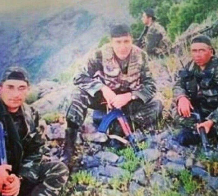 Bakan Akar, bir anda yayılan fotoğrafın hikayesini anlattı