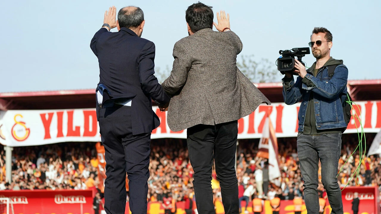 Dursun Özbek: "Şampiyon belli, ikincilik için yarışsınlar"