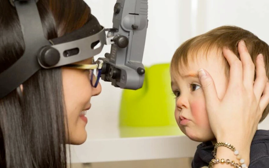 Körlüğe kadar gidiyor! Uzmanlar bu belirtilere karşı uyarıyor