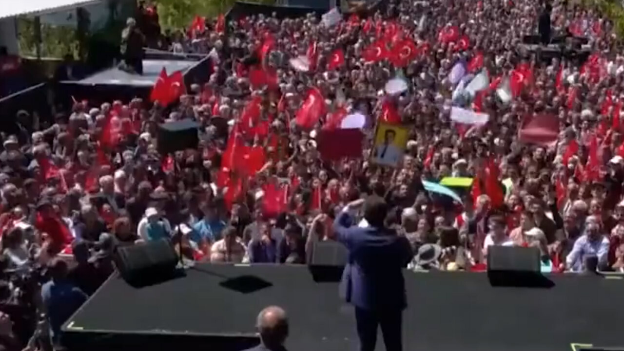 Ekrem İmamoğlu’ndan Selahattin Demirtaş fotoğrafını taşıyan gence sitem!