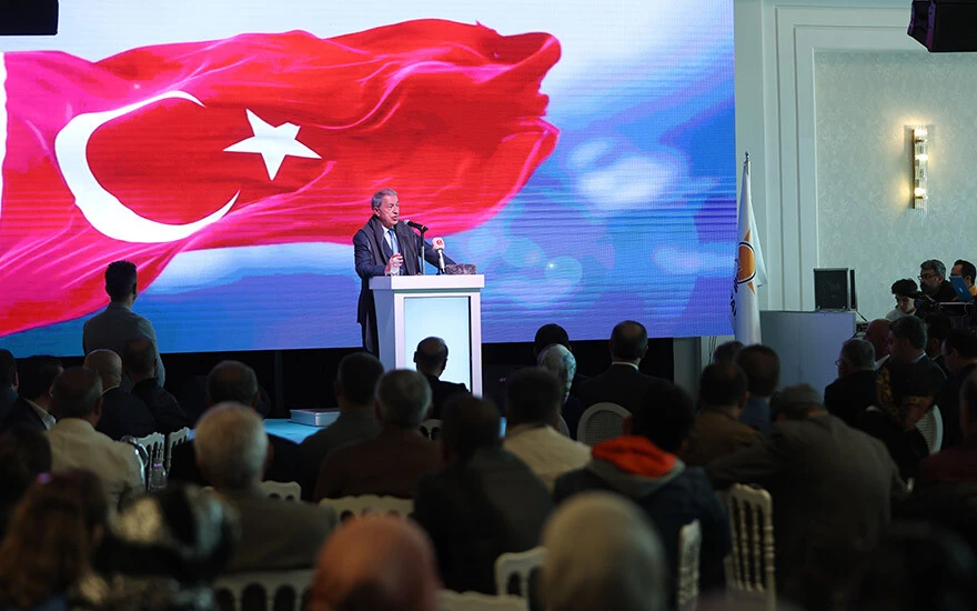 Son dakika! Bakan Akar duyurdu: 8 PKK'lı terörist etkisiz hale getirildi