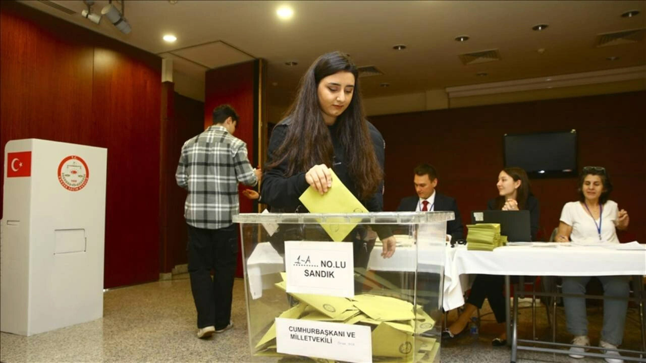 Yurt dışında oy verme işlemi sürüyor: Türk seçmenler 5 ülkede daha sandık başında