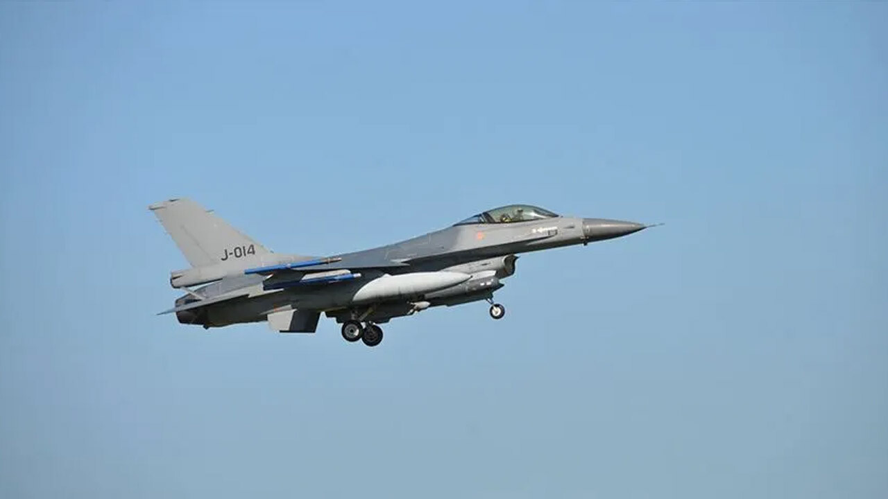 ABD F-16 uçağı bu kez Güney Kore'de yere çakıldı