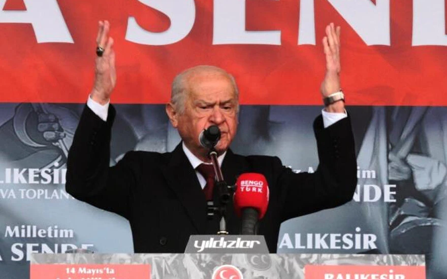 Devlet Bahçeli'den The Economist'e tepki: Küresel sermaye çeteleri Türkiye'ye yön veremez Devlet Bahçeli'den The Economist'e tepki: Küresel sermaye çeteleri Türkiye'ye yön veremez