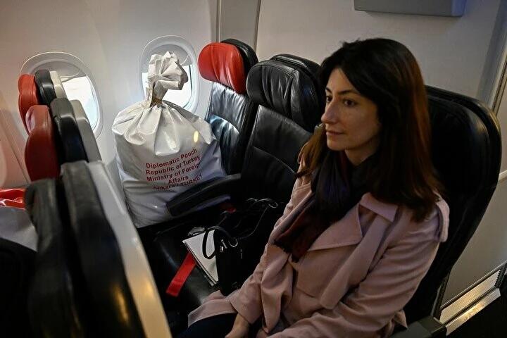 Yurt dışı oyları Türkiye yolunda! Özel kuryelerle YSK'ya teslim edilecek