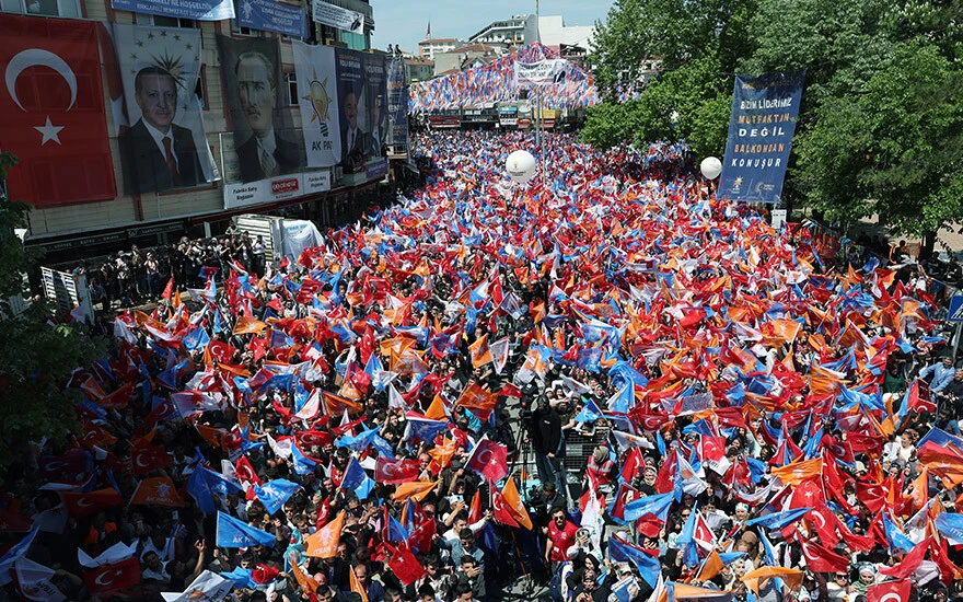 Son dakika! Cumhurbaşkanı Erdoğan dış basına rest çekti: Dergi kapaklarının tehditleri bize sökmez Son dakika! Cumhurbaşkanı Erdoğan dış basına rest çekti: Dergi kapaklarının tehditleri bize sökmez