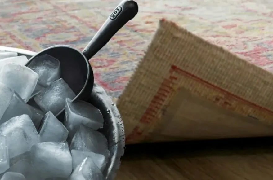 Halıların köşesi kıvrılıyorsa bu yöntem ile dümdüz oluyor! Hiç kimse bu tüyoyu bilmiyordu