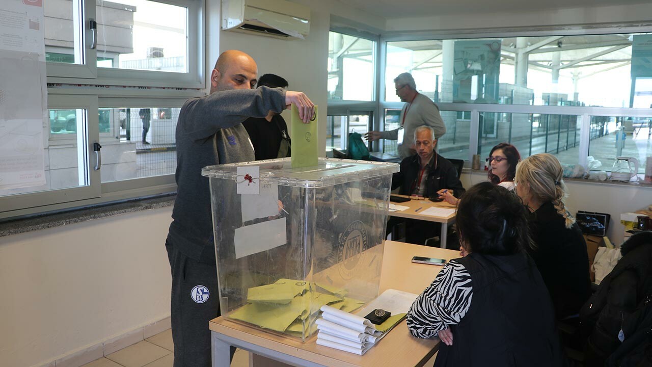 Gurbetçilerden yeni rekor! YSK yurt dışı oylarında son durumu paylaştı