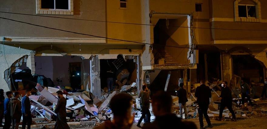 Sınırlar kapatıldı, olağanüstü hal ilan edildi! İşgalci İsrail yine Gazze’de ölüm saçtı