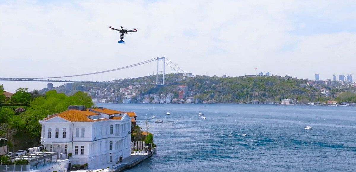 Drone ile kıtalararası kargo teslimatı yapıldı