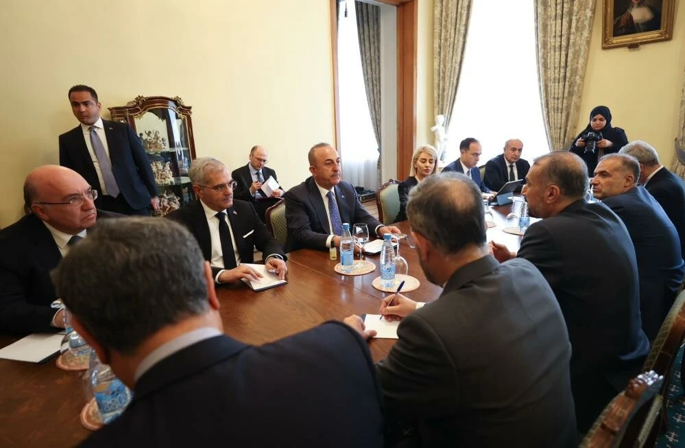 Son dakika! 'Suriye' konulu zirve Moskova'da başladı! Bakan Mevlüt Çavuşoğlu Rus bakan Şoygu ile görüştü