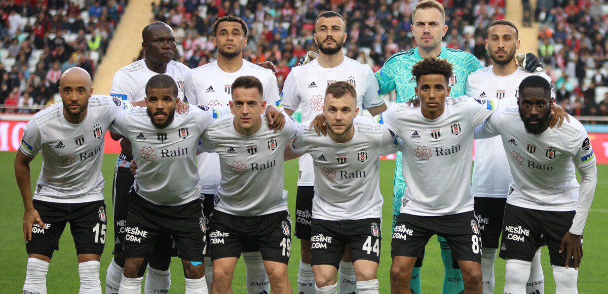 Beşiktaş iki milli futbolcusunun sözleşmesini uzatıyor