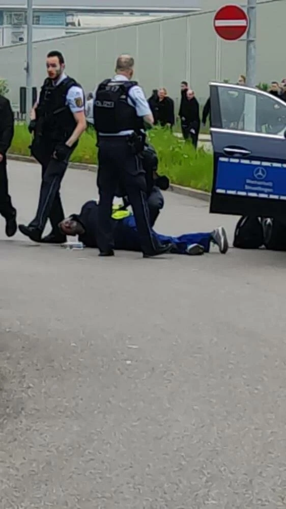 Almanya'da Mercedes fabrikasında saldırı: Saldıran da ölenler de Türk