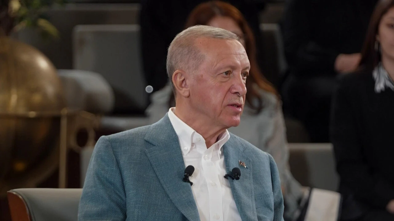 Cumhurbaşkanı Erdoğan, 'kira ve fiyat' fırsatçılarına ateş püskürdü Cumhurbaşkanı Erdoğan, 'kira ve fiyat' fırsatçılarına ateş püskürdü