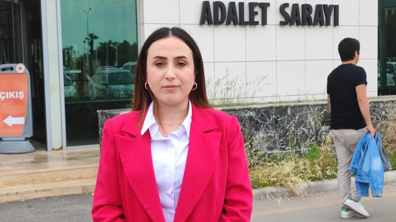 Ölüm tehdidi alan AK Parti kadın milletvekili adayı suç duyurusunda bulundu Ölüm tehdidi alan AK Parti kadın milletvekili adayı suç duyurusunda bulundu