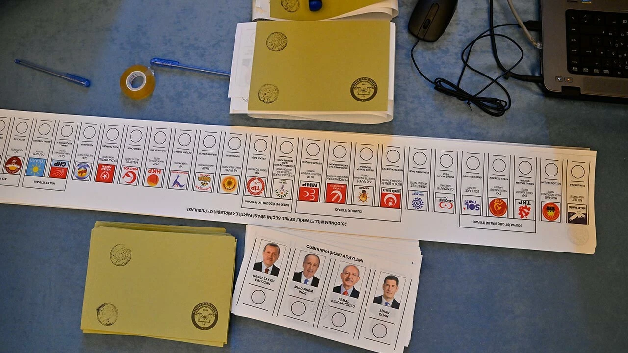 Oylar hangi hallerde geçersiz sayılacak? YSK, oy pusulasında kimsenin bilmediği detayları açıkladı