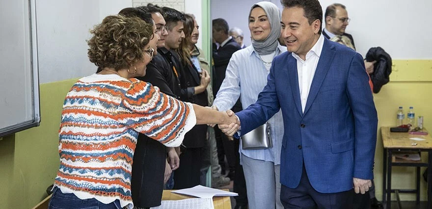Ali Babacan oyunu kullandı: Sonuçları beraber takip edeceğiz Ali Babacan oyunu kullandı: Sonuçları beraber takip edeceğiz