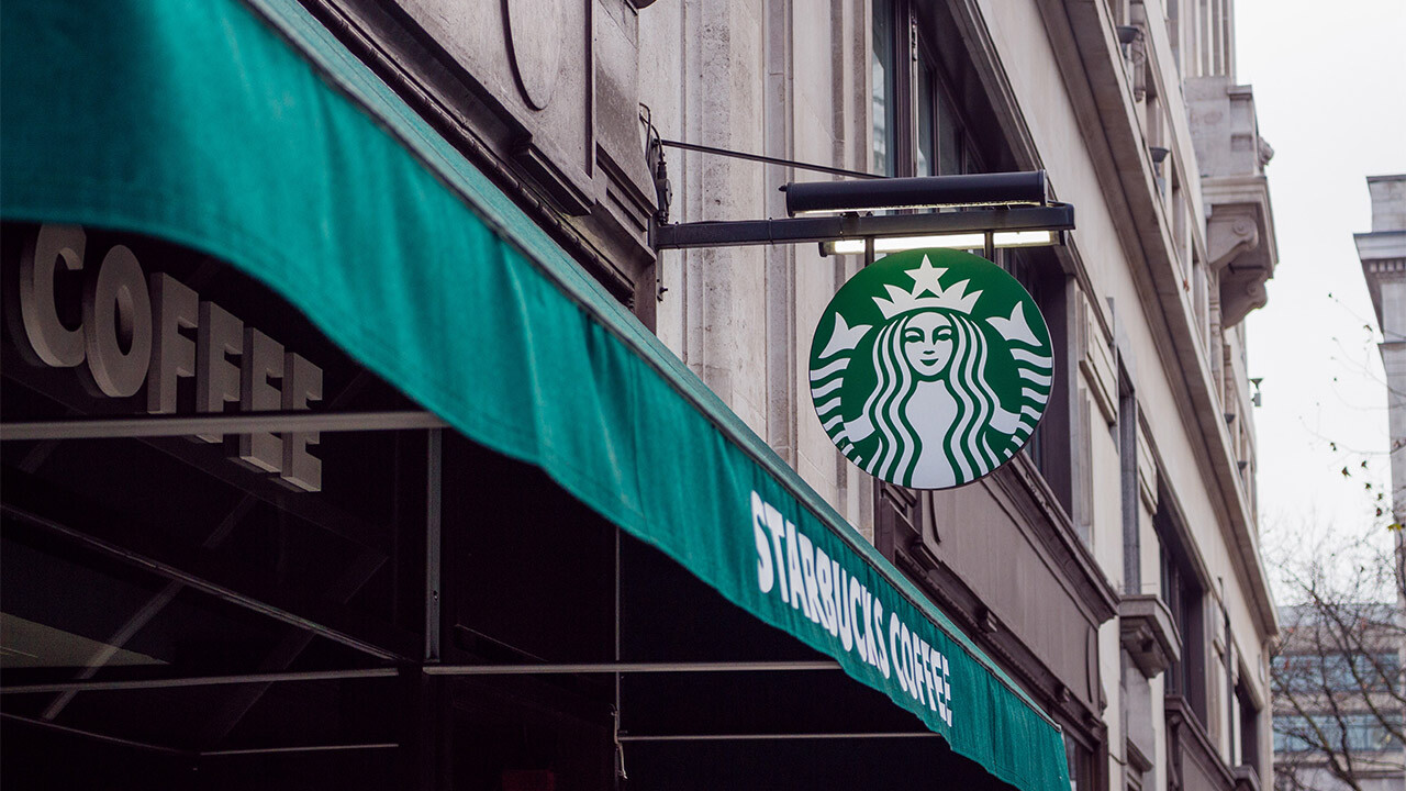 Starbucks&#039;tan &#039;seçim&#039; açıklaması: Çalışanlarını engelliyor mu?