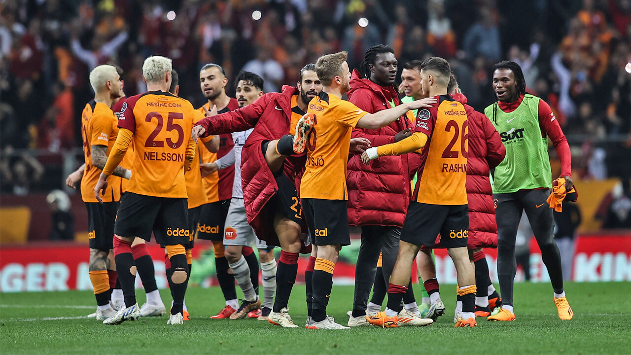 Galatasaray&#039;dan iç transfer atağı! İki dinamoya uzatma teklifi