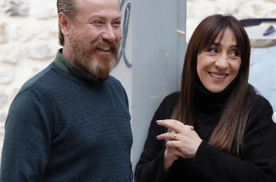 Show TV'nin 2 iddialı dizisi final yapıyor! Apar topar ekrandan çekiliyorlar!