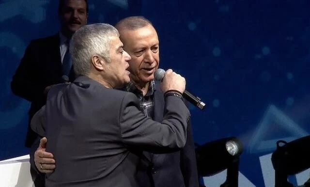 Cengiz Kurtoğlu, Cumhurbaşkanına yaptığı sürprizini anlattı! ‘Dostluğumuz 40 yılı buluyor’
