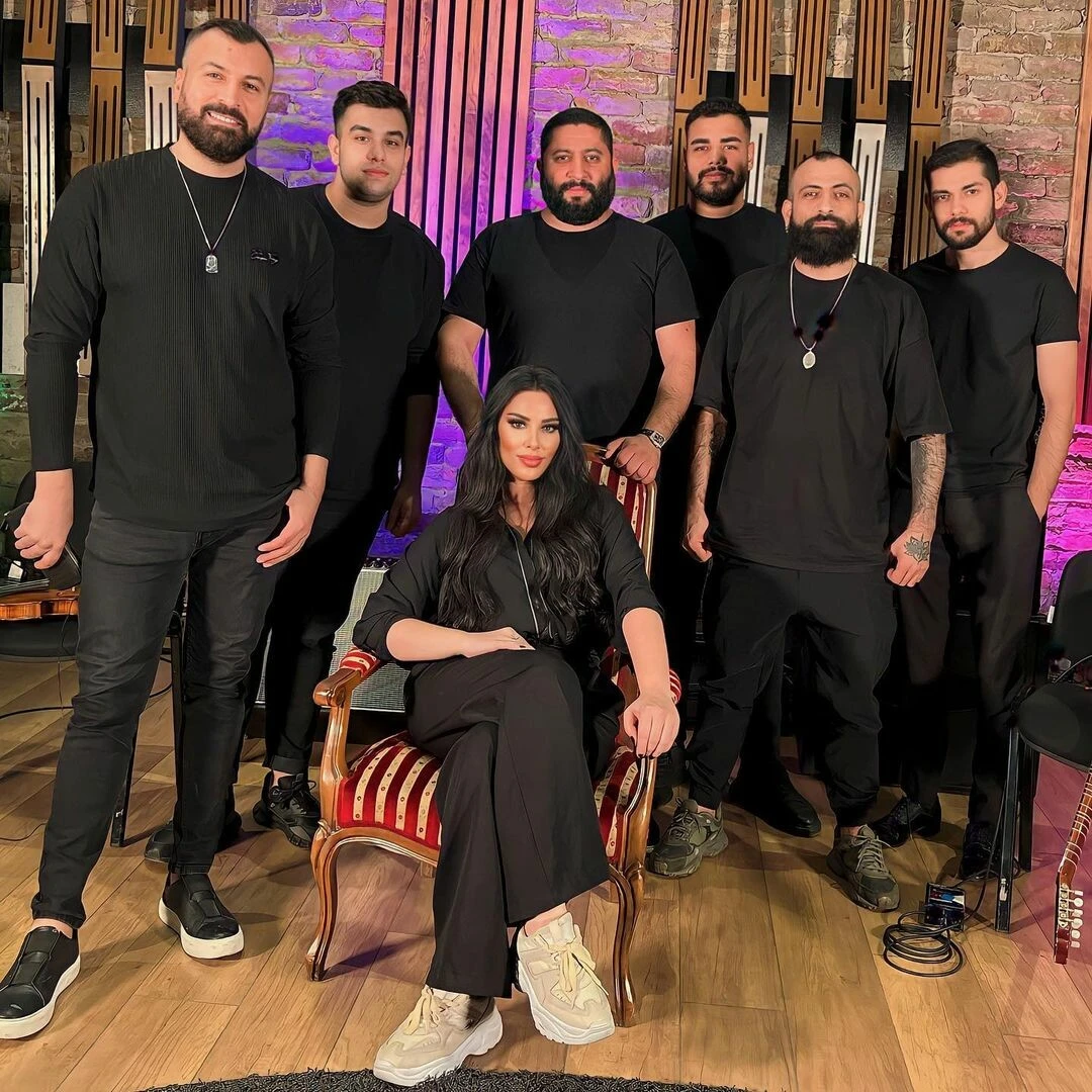 Maneviyata yönelmişti! Ferdi Tayfur’un kızı nişanlısından ayrıldığını açıkladı