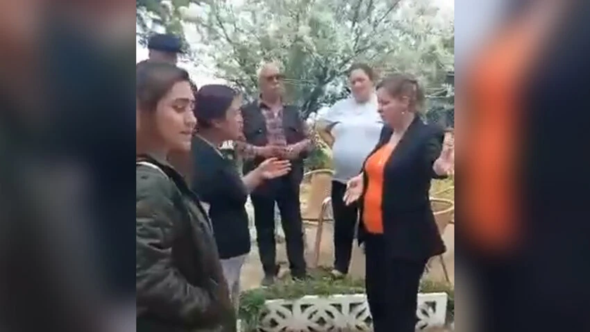 AK Parti’den CHP’ye depremzede tepkisi AK Parti’den CHP’ye depremzede tepkisi