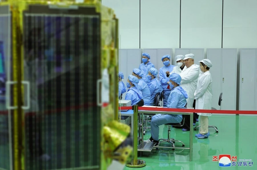 Kim Jong-un fotoğraflarında casus uydu göründü