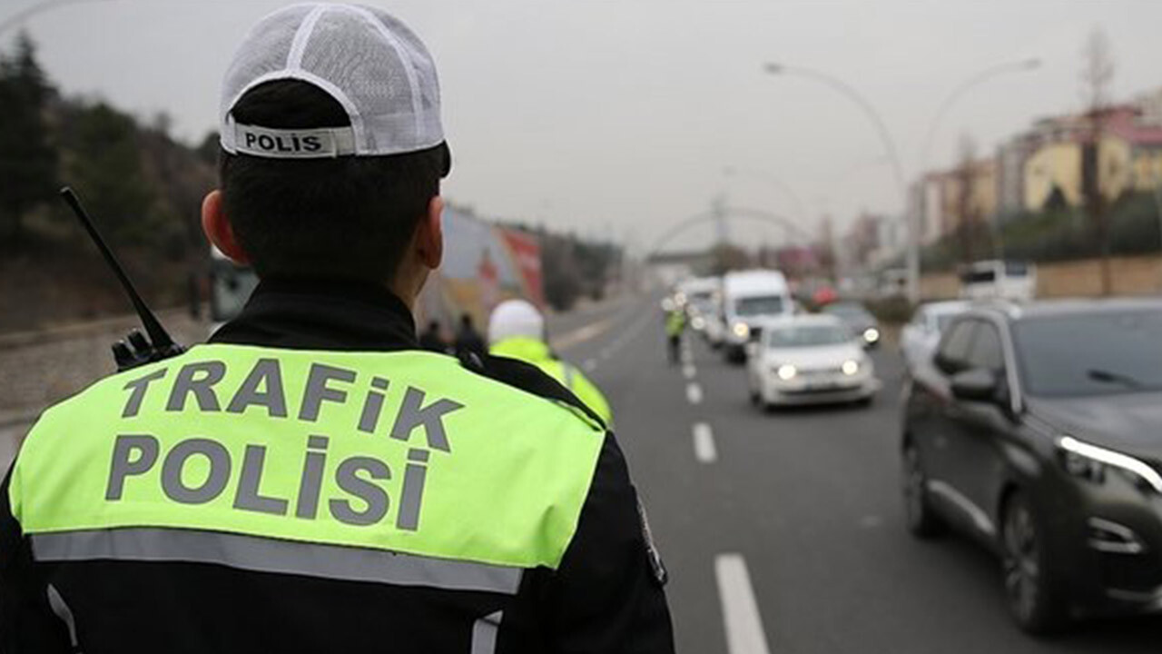 İstanbul&#039;da 19 Mayıs hazırlığı! İşte trafiğe kapatılacak yollar