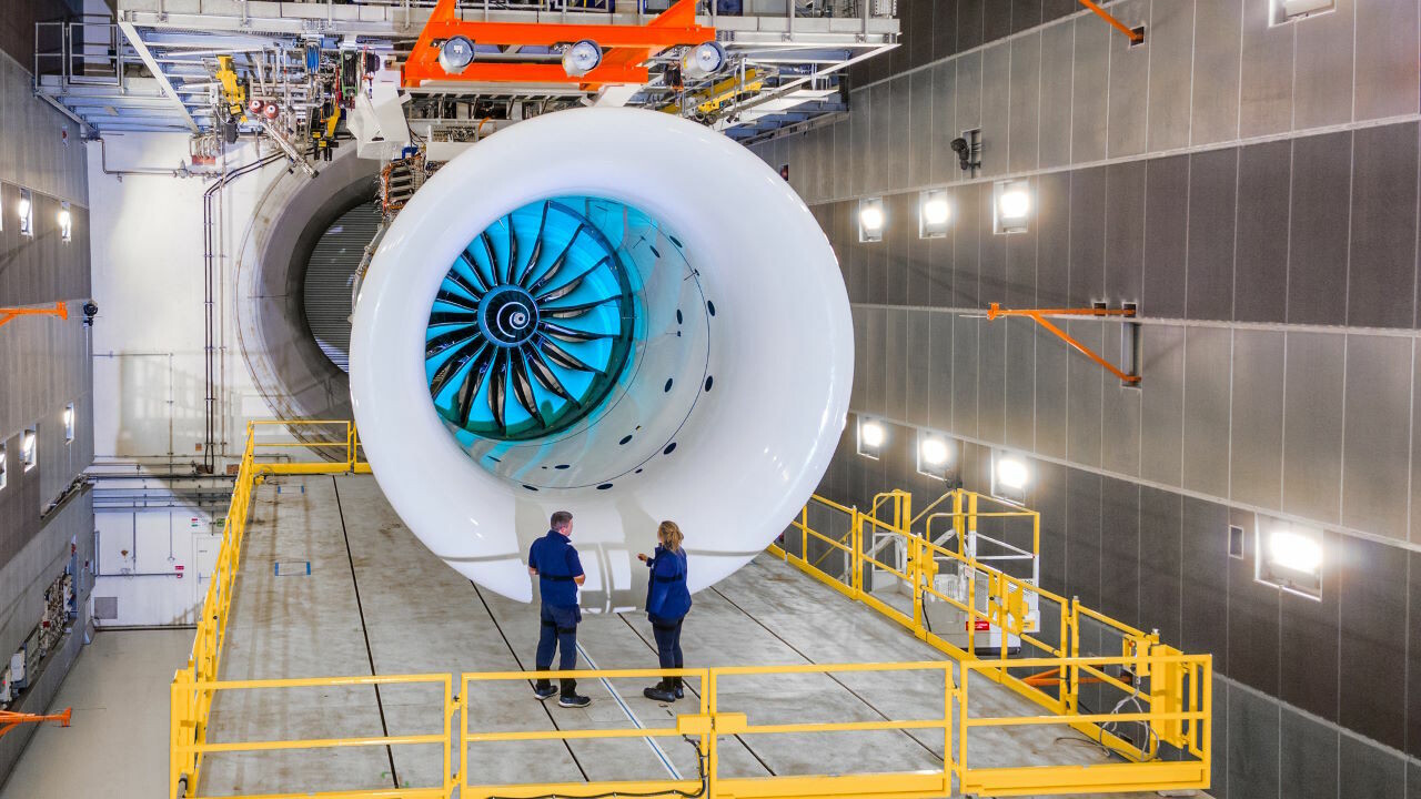 Dünyanın en büyük uçak motoru: Rolls-Royce UltraFan’ı başarıyla test etti