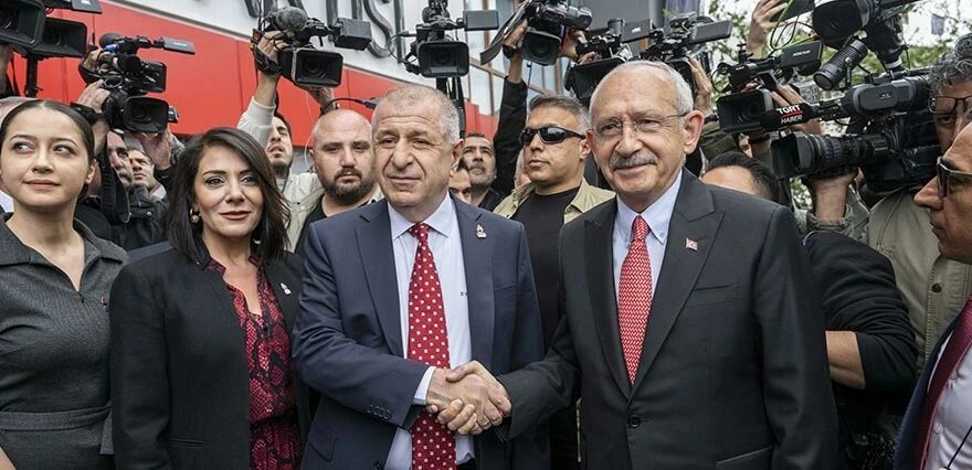 Kılıçdaroğlu ile Özdağ bir araya geldi! İşte kritik görüşmenin perde arkası Kılıçdaroğlu ile Özdağ bir araya geldi! İşte kritik görüşmenin perde arkası