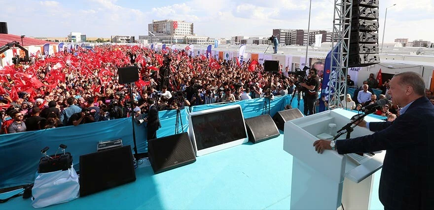 Son dakika! Cumhurbaşkanı Erdoğan deprem bölgesinden Millet İttifakı'na seslendi: Cahil de menfaatçi de sizsiniz