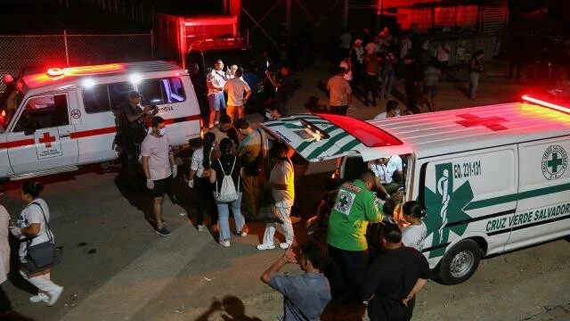 El Salvador’da stadyum girişinde izdiham: 12 ölü, yüzlerce yaralı