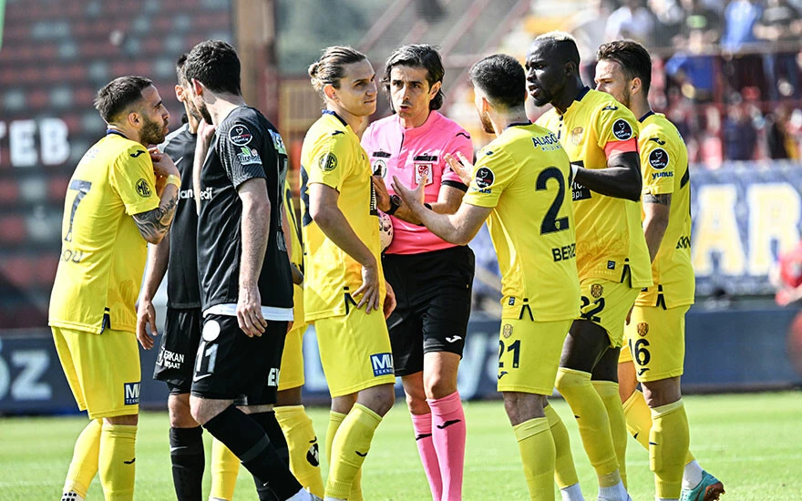 Son dakika! Süper Lig'e veda eden ilk takım belli oldu