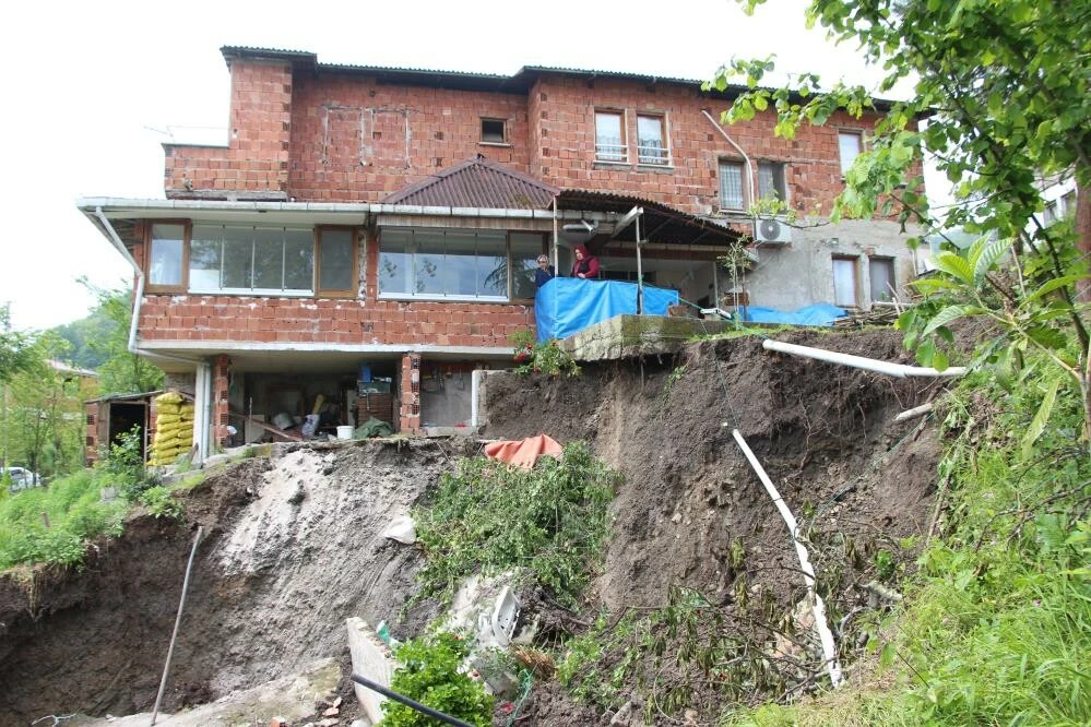 Trabzonlu ailenin 'heyelan' dramı
