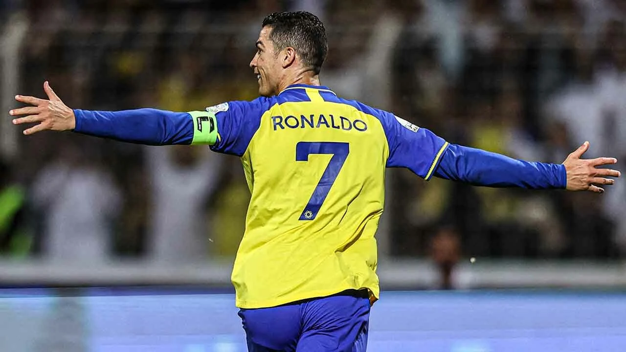 Ronaldo yeniden Avrupa'ya dönüyor! Ünlü milyarder tüm masrafları karşılayacak