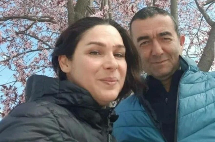 Popstar Firdevs'ten yıllar sonra gelen itiraf: İstanbul'u terk etti, tüm hayatını değiştirdi!