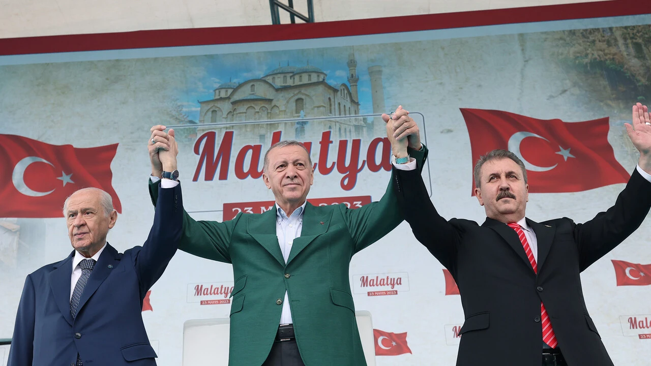 Son dakika! Cumhurbaşkanı Erdoğan'dan depremzedelere hakaret edenlere sert tepki