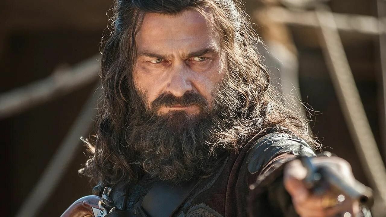 Dünyaca ünlü aktör Ray Stevenson, hayatını kaybetti!