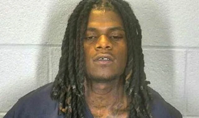 3 yaşındaki çocuk silahı ateşledi, aranan cinayet zanlısı yakalandı