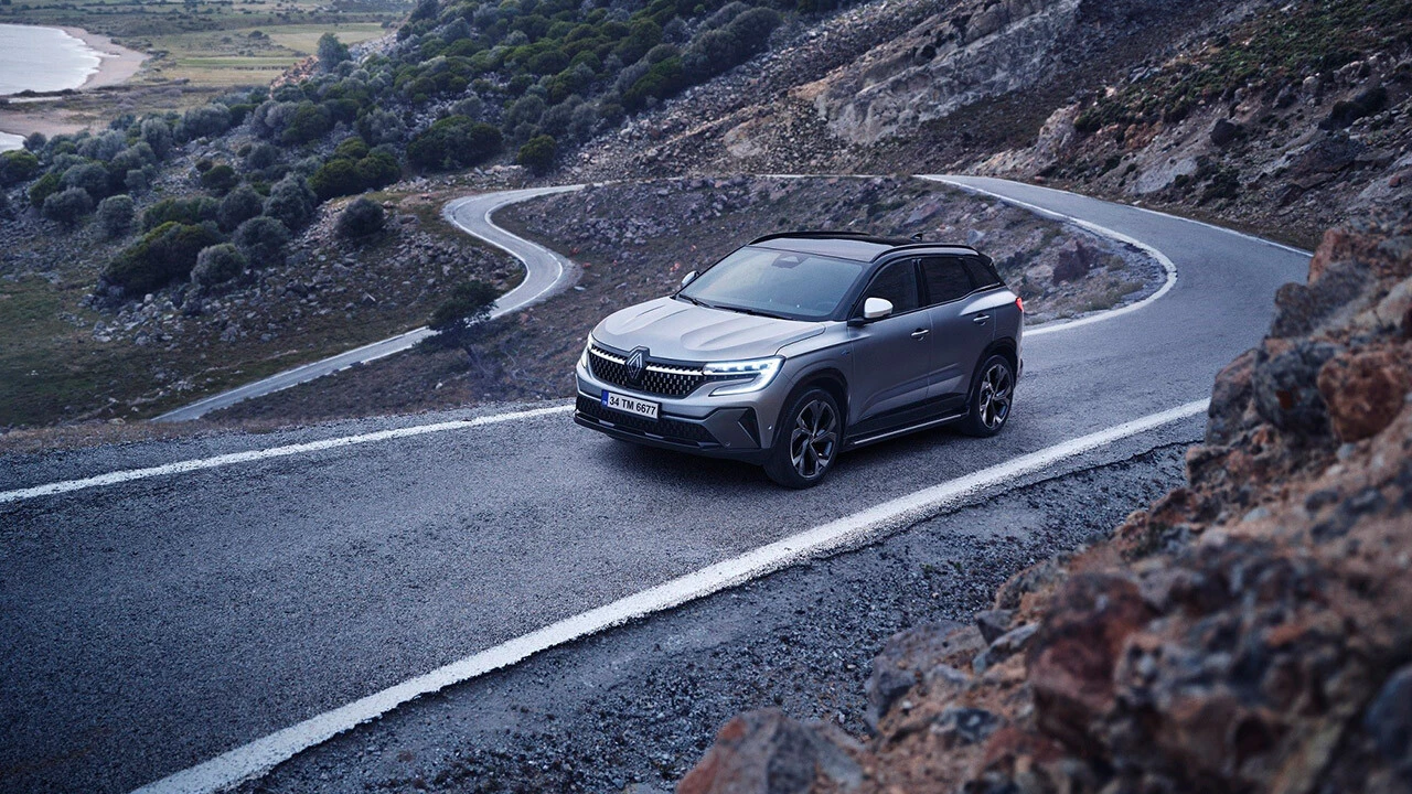 Otomobil devi Renault’un yeni SUV modeli göz doldurdu! Türkiye satışı için tarih açıklandı