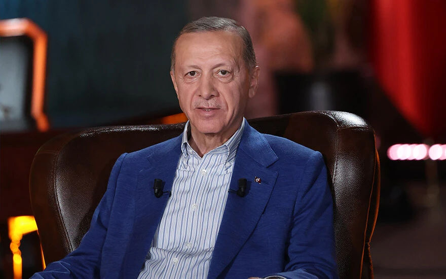 Son dakika! Cumhurbaşkanı Erdoğan'dan Kabine'de değişiklik sinyali: Türkiye Yüzyılı vizyonumuza ayak uyduracak isimler olacak Son dakika! Cumhurbaşkanı Erdoğan'dan Kabine'de değişiklik sinyali: Türkiye Yüzyılı vizyonumuza ayak uyduracak isimler olacak