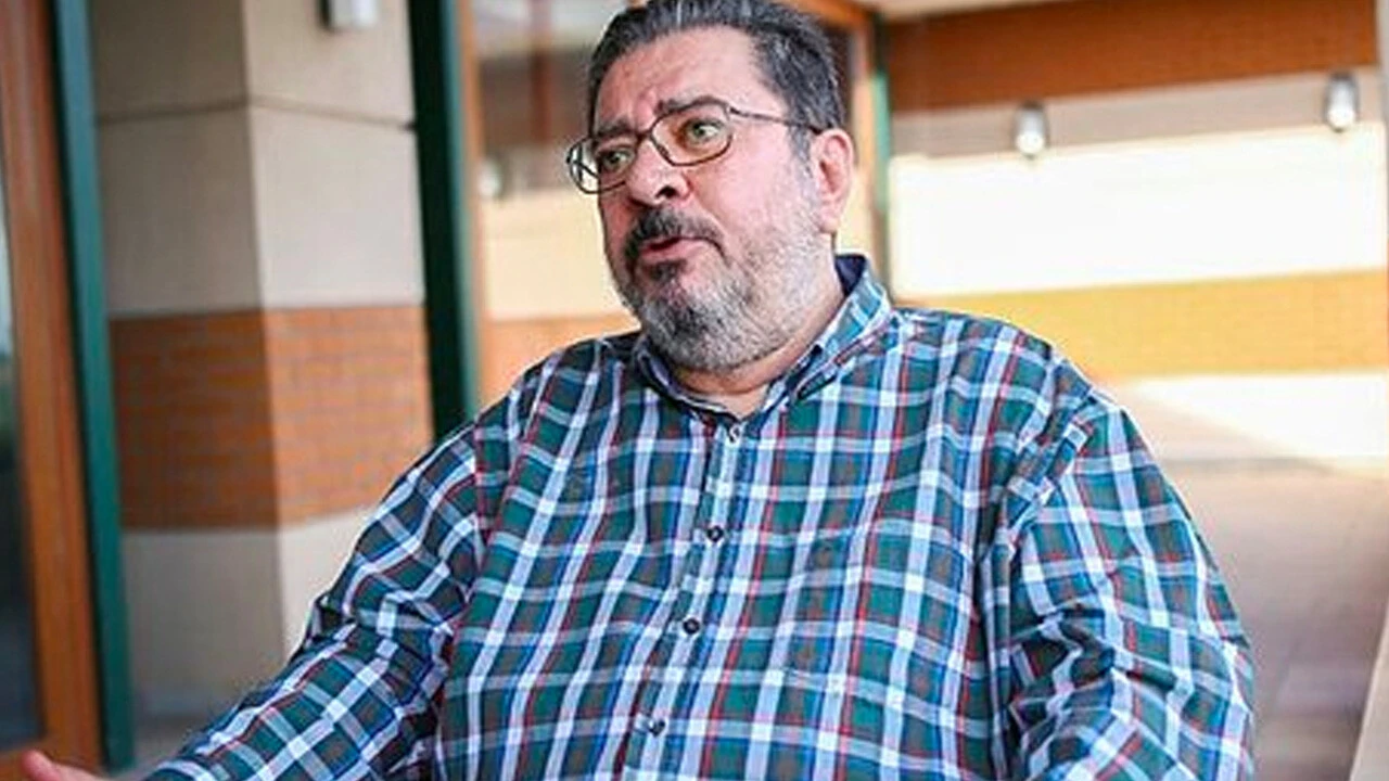 Gazeteci Engin Ardıç hayatını kaybetti