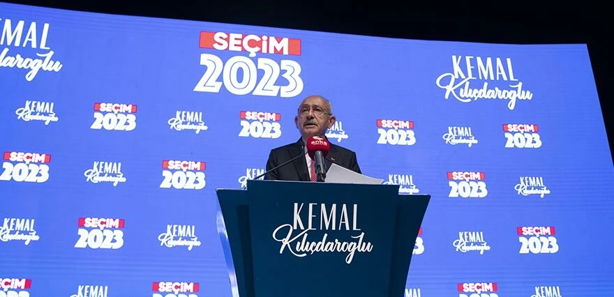 Son dakika: CHP lideri Kılıçdaroğlu'ndan seçim sonrası ilk açıklama: Yıkılmadım ayaktayım Son dakika: CHP lideri Kılıçdaroğlu'ndan seçim sonrası ilk açıklama: Yıkılmadım ayaktayım