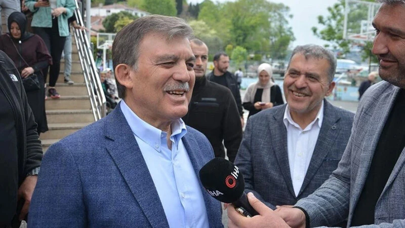 Tarihi seçimde 'Türkiye Yüzyılı' vurgusu! Siyasiler sandık başında Tarihi seçimde 'Türkiye Yüzyılı' vurgusu! Siyasiler sandık başında
